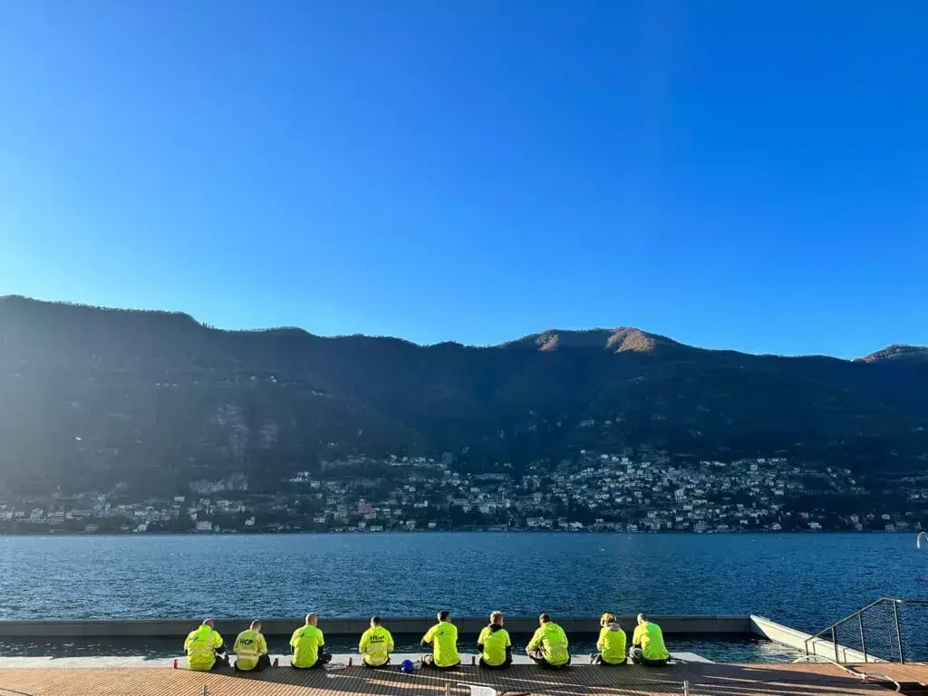 Como-Installation-Team