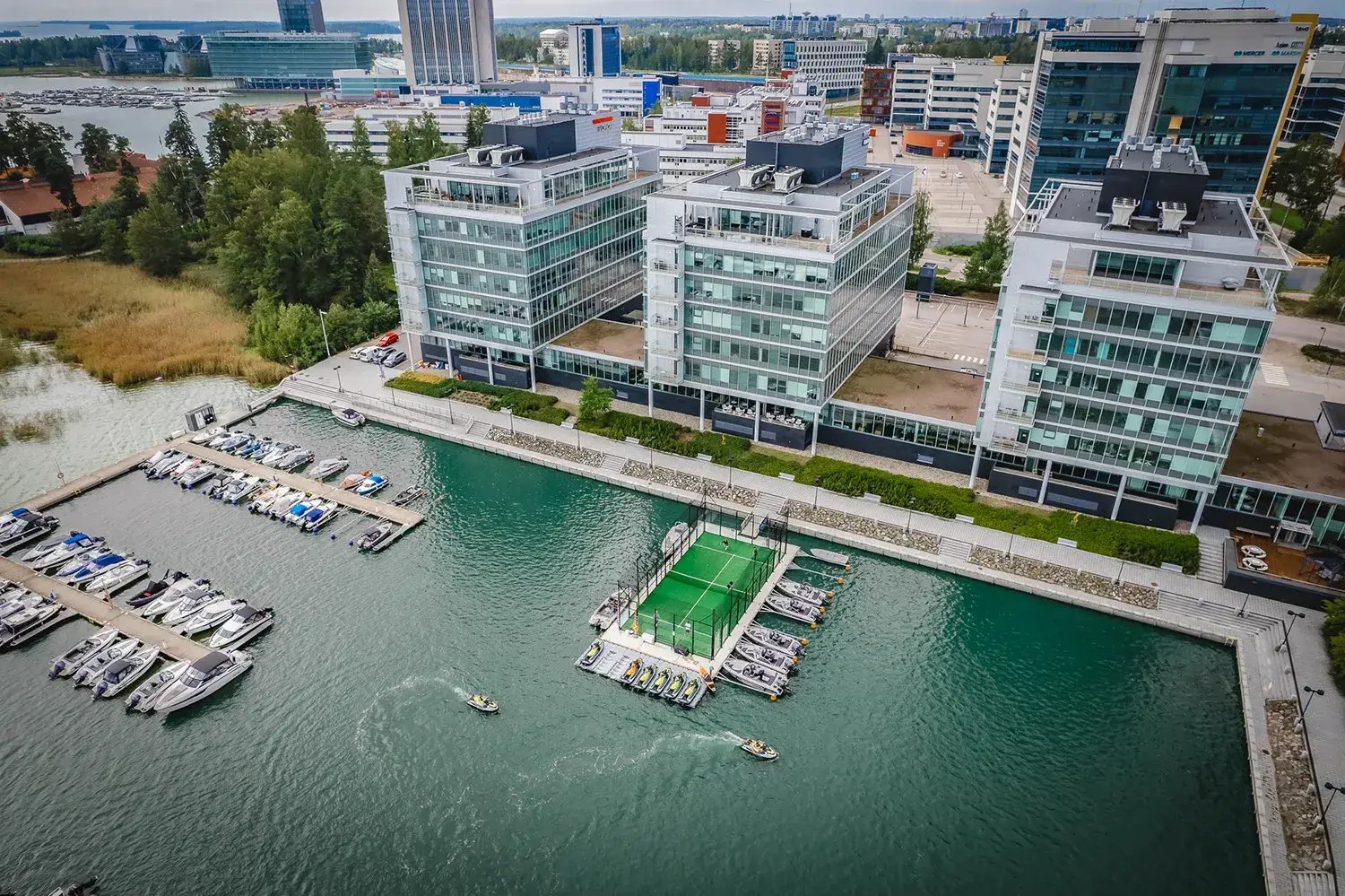 Keilaranta-Marina-Floating-Padel