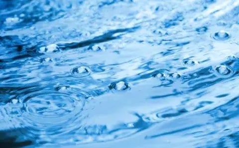 vedesta-nauttiminen-veneily-uinti-vesiurheilu